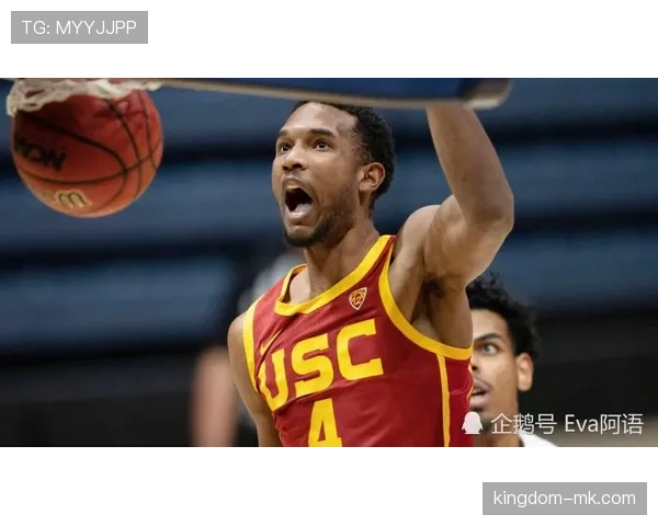 丹尼·格林三分准星提升显著，挡拆制造空位效率领先队友